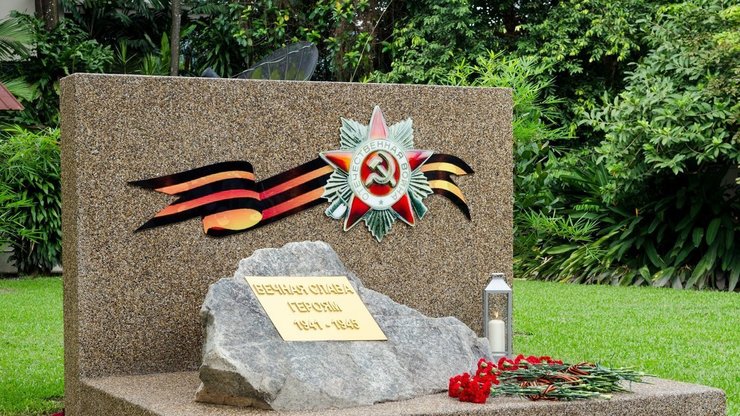 Памятник "Обелиск" - заказ в Брянске Биржа Камня